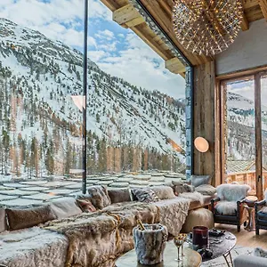 https://chalet-orca-val-disere-14-pers-420m2.hotels-rhonealpes.com